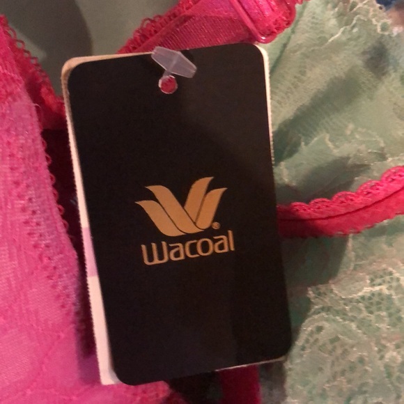 New Wacom bras, 3, 36 D - Picture 2 of 4